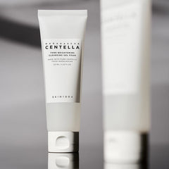 SKIN1004 Centella Tone Brightening Cleansing Gel Foam | Moisturizing & Gentle Exfoliating Cleanser with Niacinamide for Sensitive Skin, 125ml